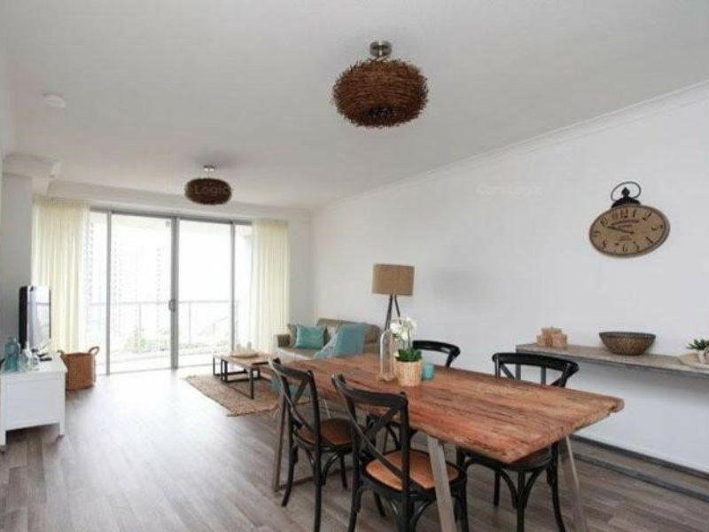 Chevron Renaissance - Private Apartment *