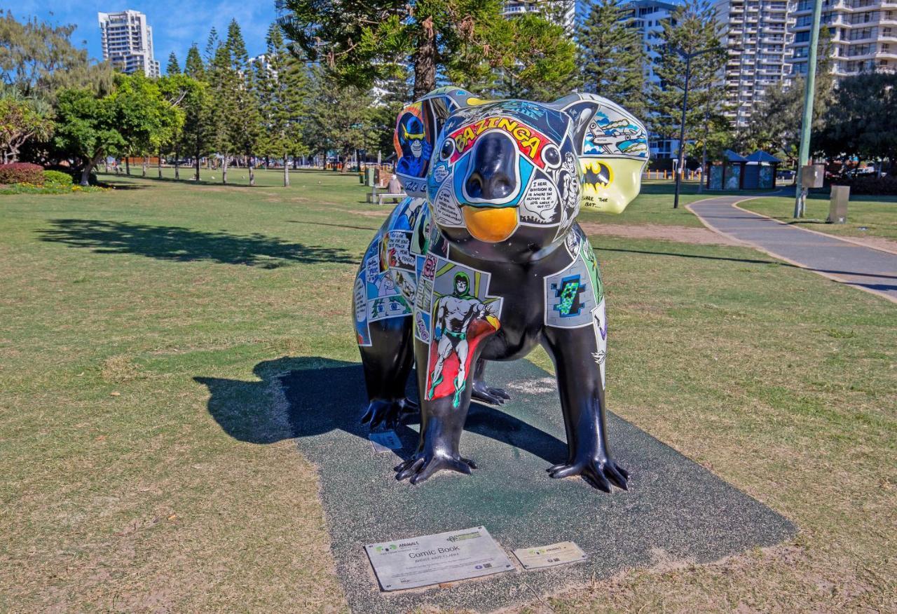 Broadbeach Apartment *