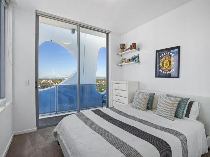 Apartment Stunning Penthouse With Rooftop Terrace Labrador