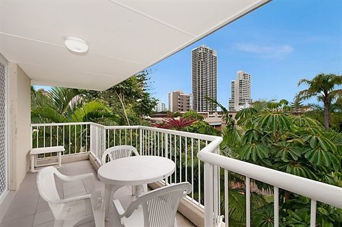 Surfers Tropique 3* Gold Coast