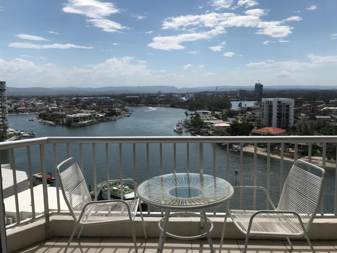 Aparthotel Moorings On Cavill Surfers Paradise 4*