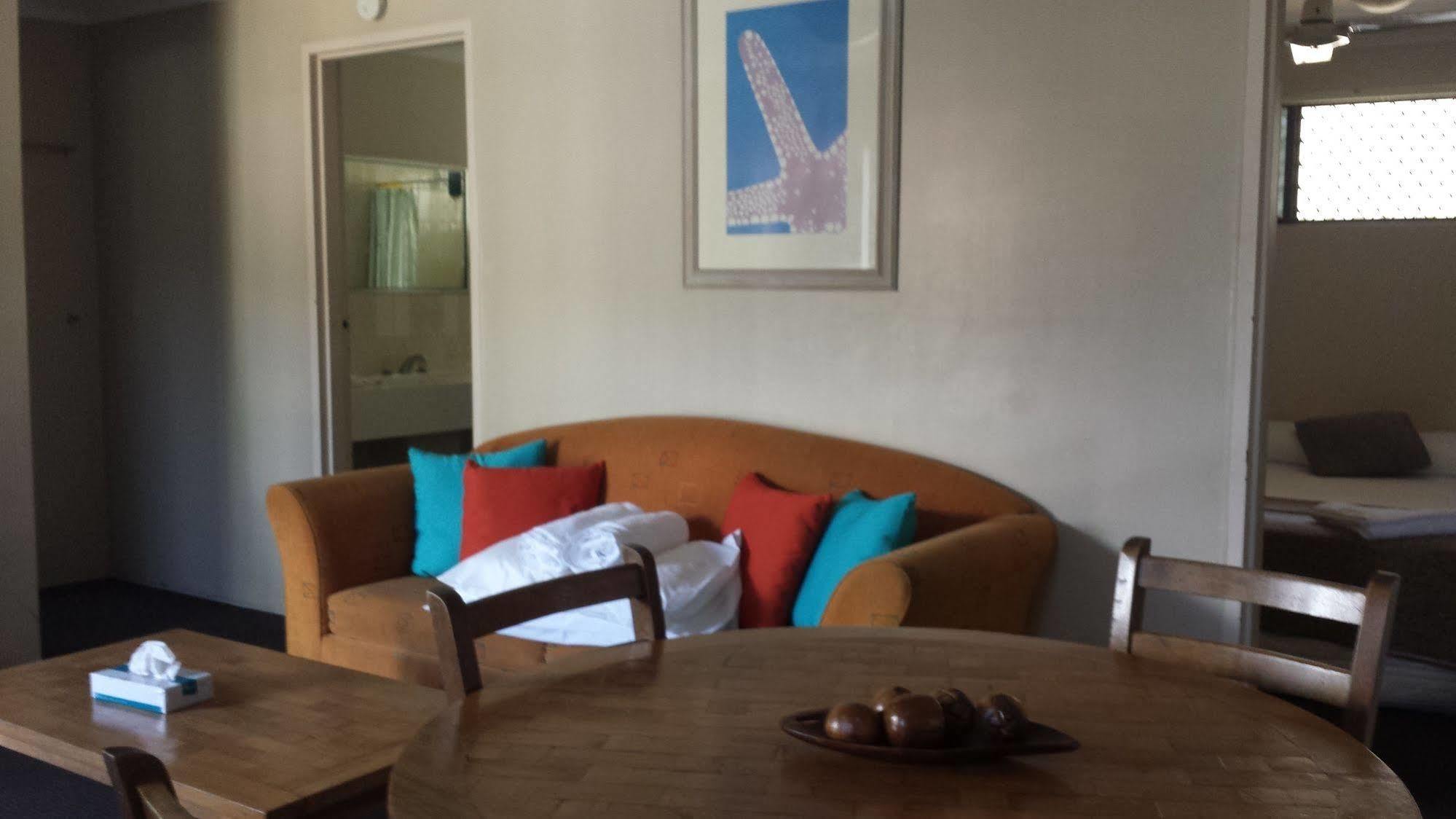Motel Montego Mermaid