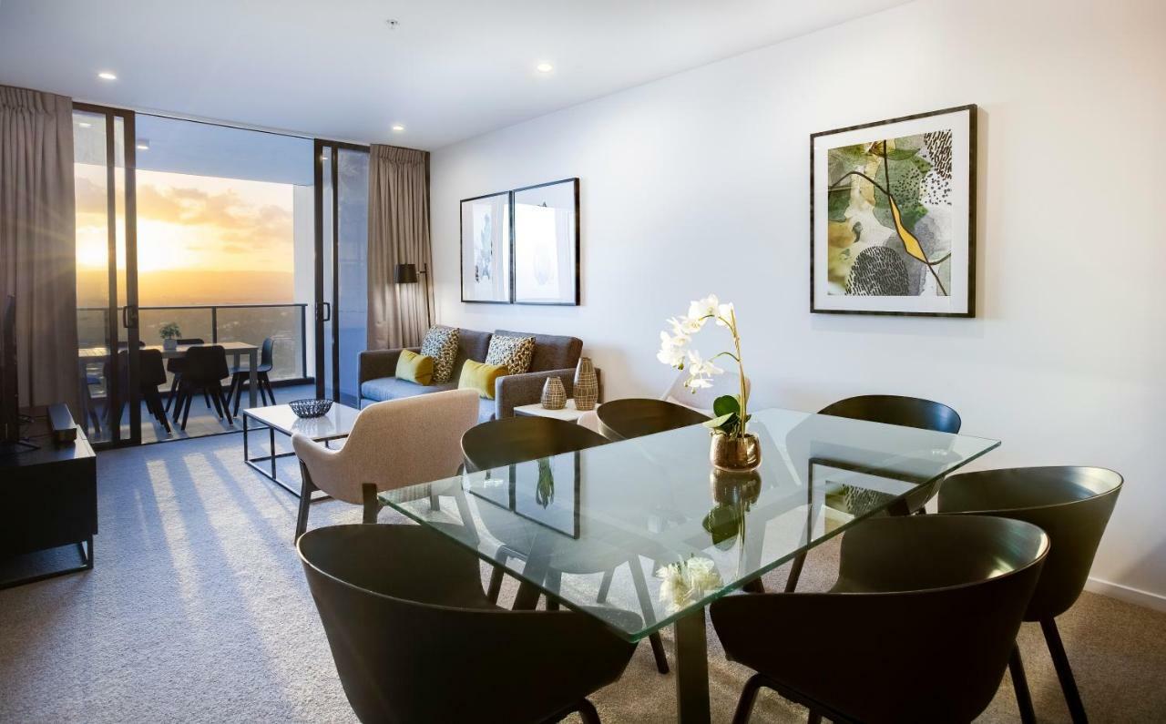 Aparthotel Qube Broadbeach Gold Coast