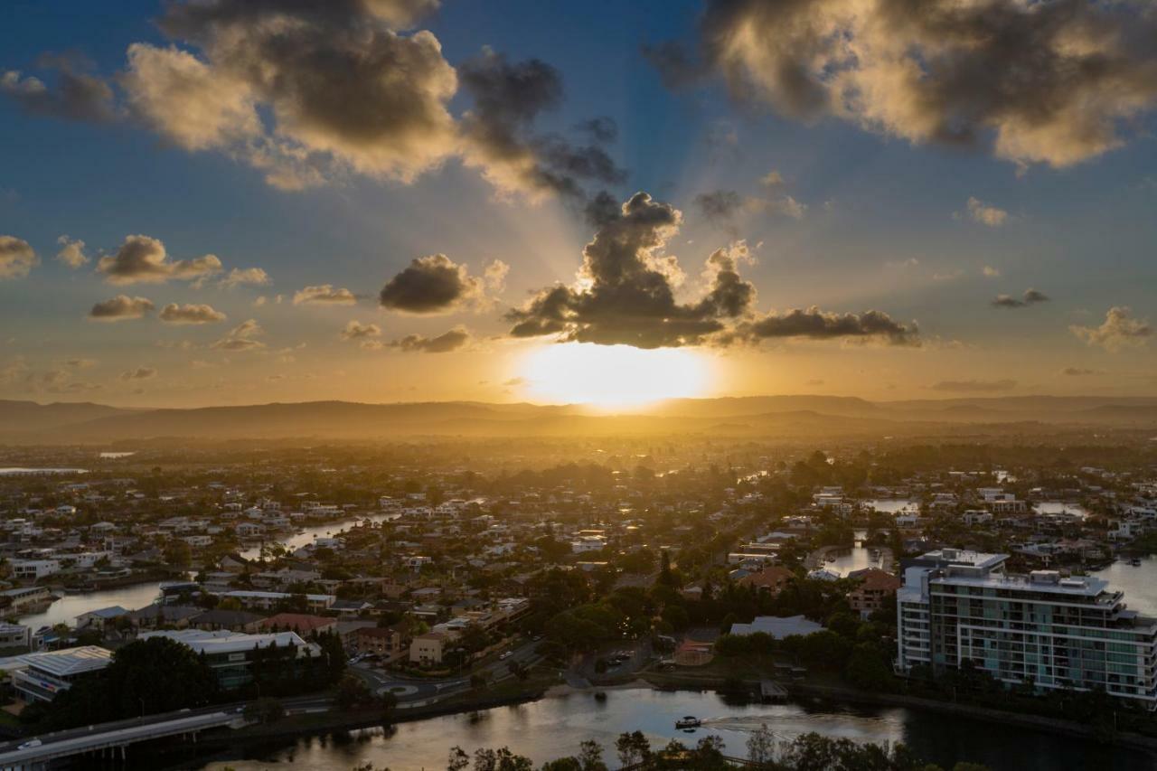 Aparthotel Qube Broadbeach 4*