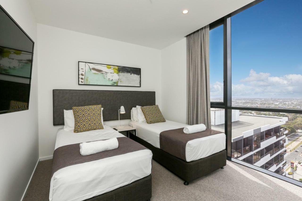 Aparthotel Qube Broadbeach 4*