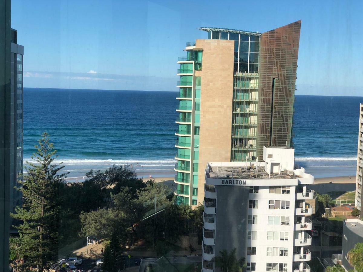 Iconic Q Ocean View Apartment