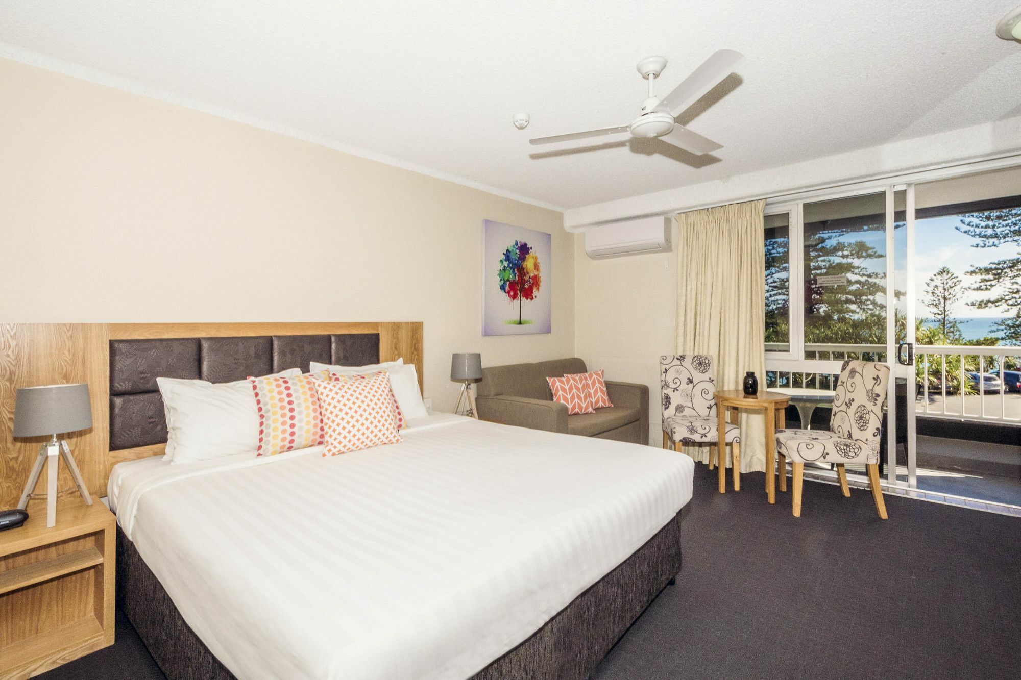 Greenmount House 4* Gold Coast