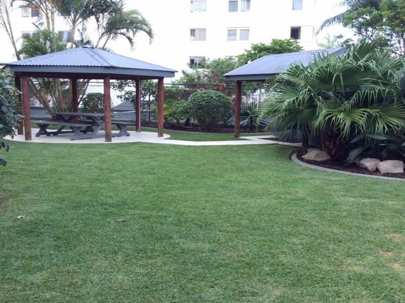 Pacific Broadbeach Aparthotel