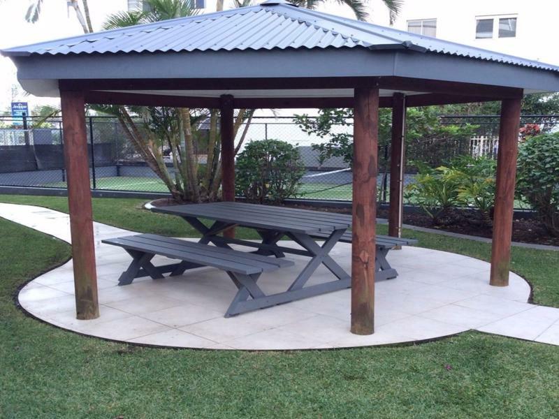 Pacific Broadbeach Aparthotel
