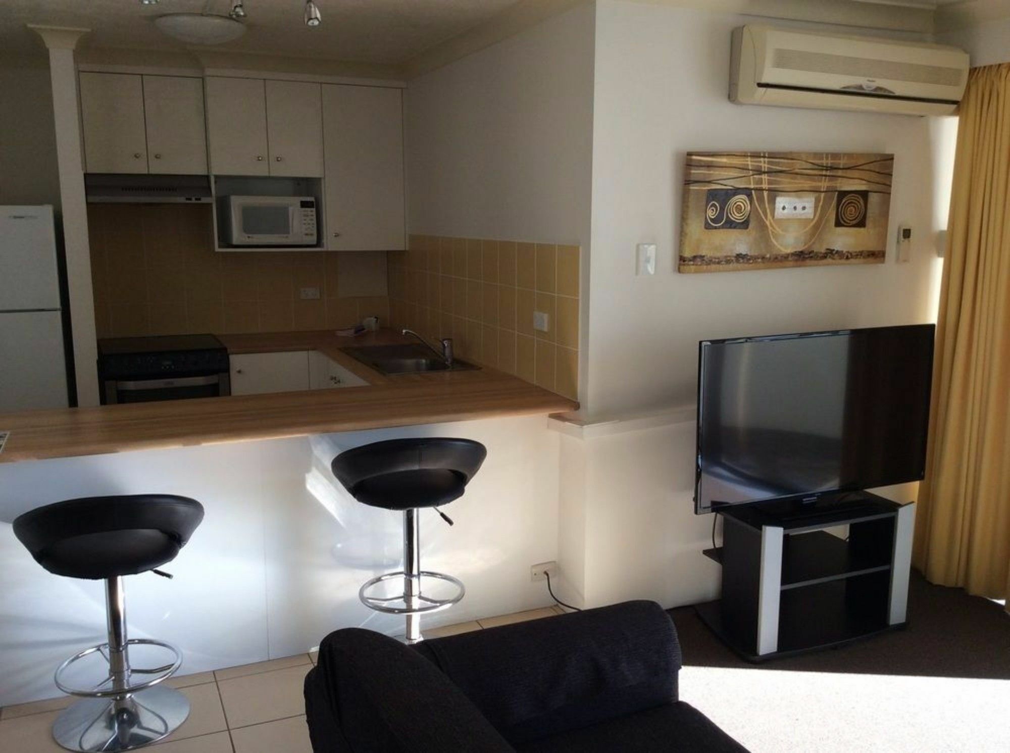 Pacific Broadbeach 4* Gold Coast