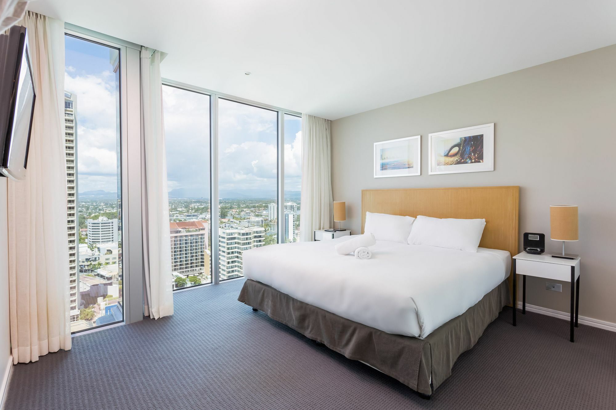 Luxury With Ocean View In Surfers Paradise Gold Coast