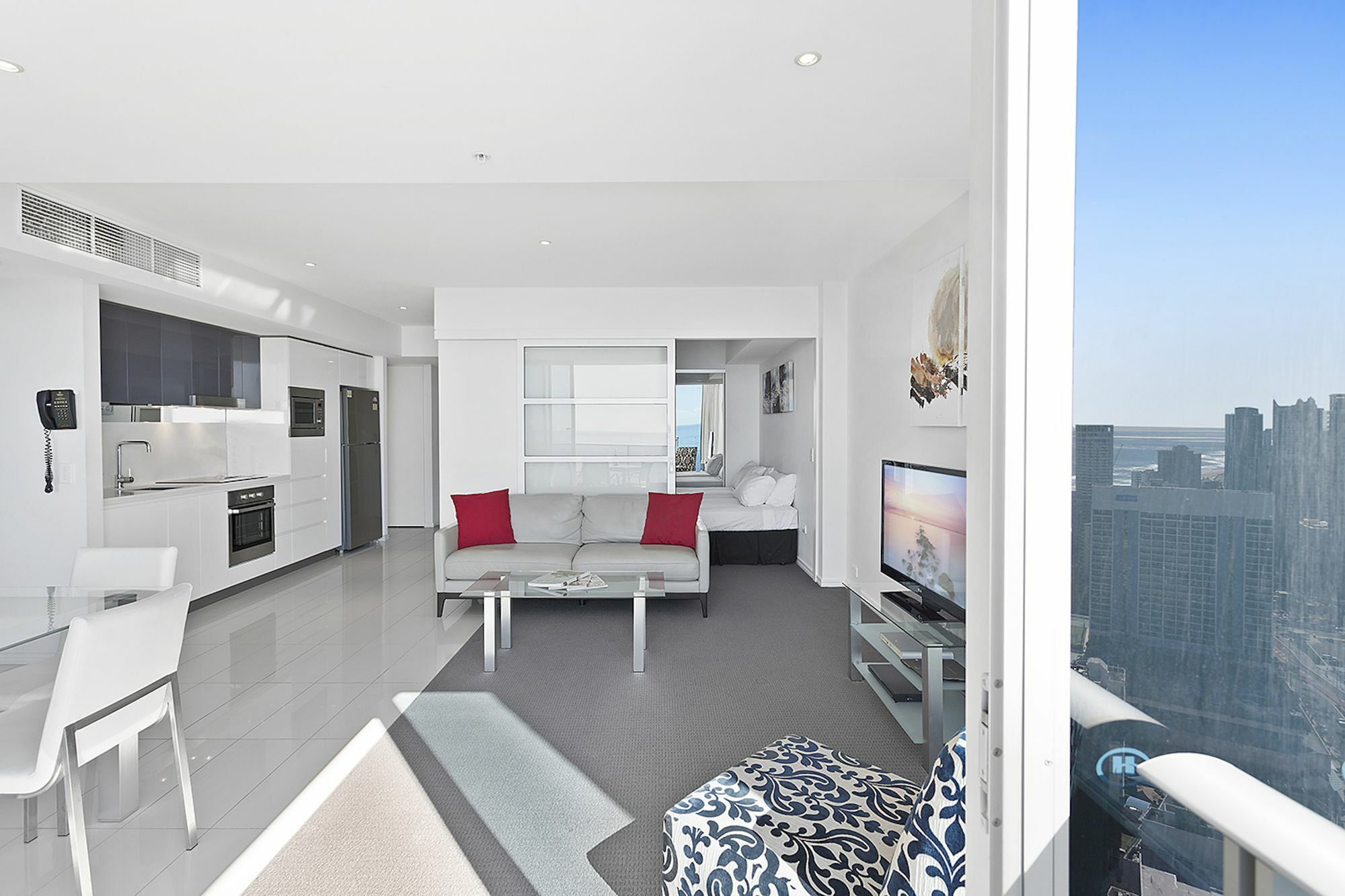 Luxury With Ocean View In Surfers Paradise Gold Coast