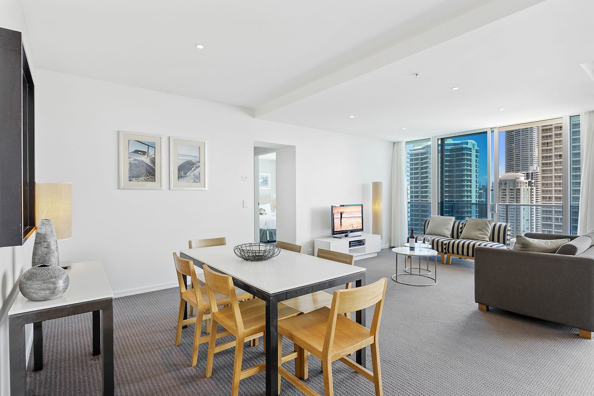 Luxury With Ocean View In Surfers Paradise Hotel