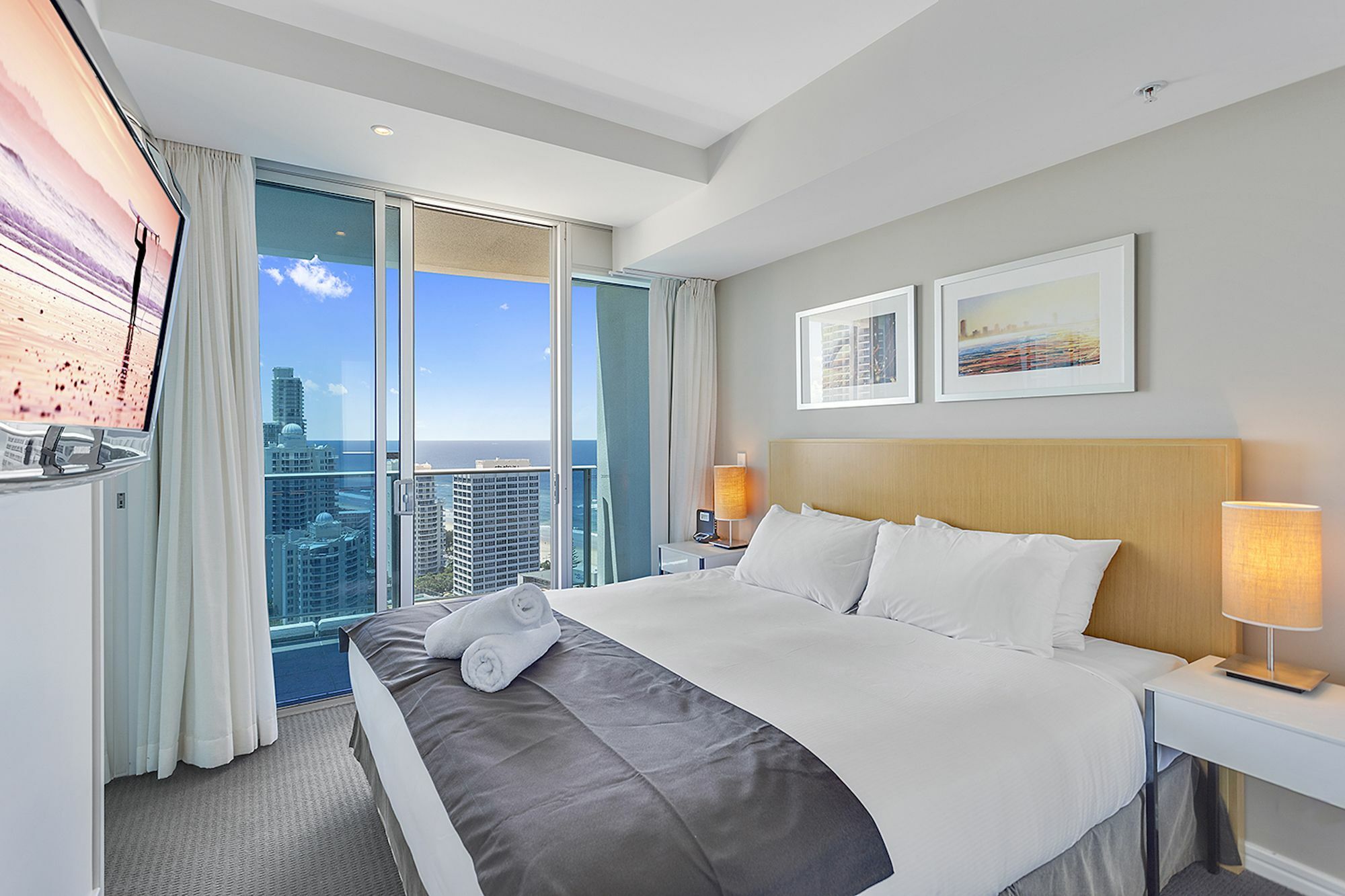 Hotel Luxury With Ocean View In Surfers Paradise 5*