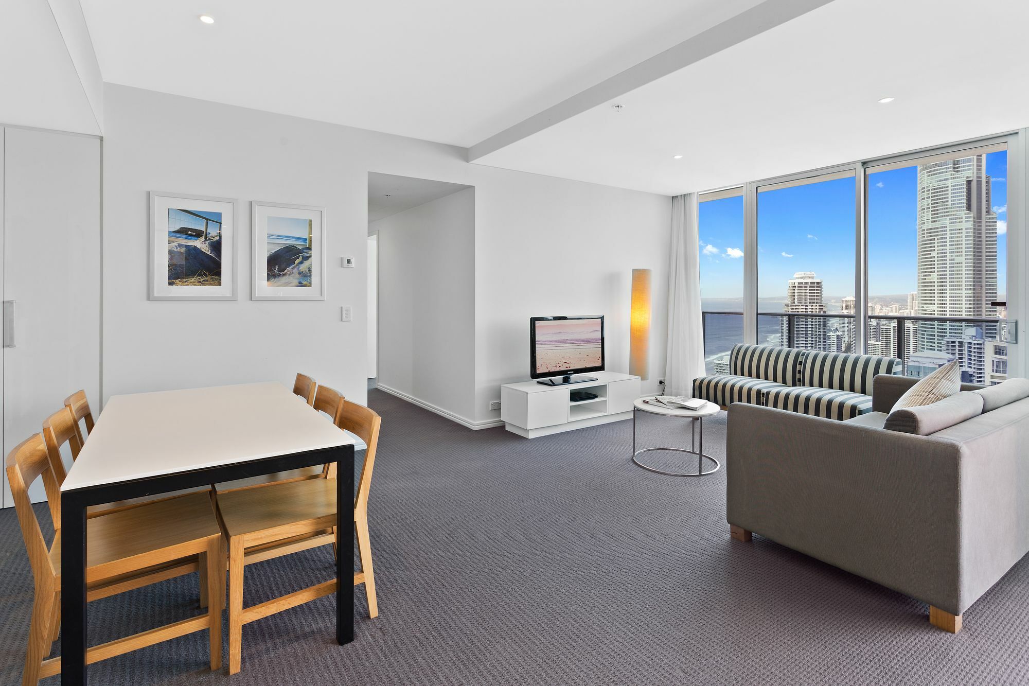 Hotel Luxury With Ocean View In Surfers Paradise Gold Coast