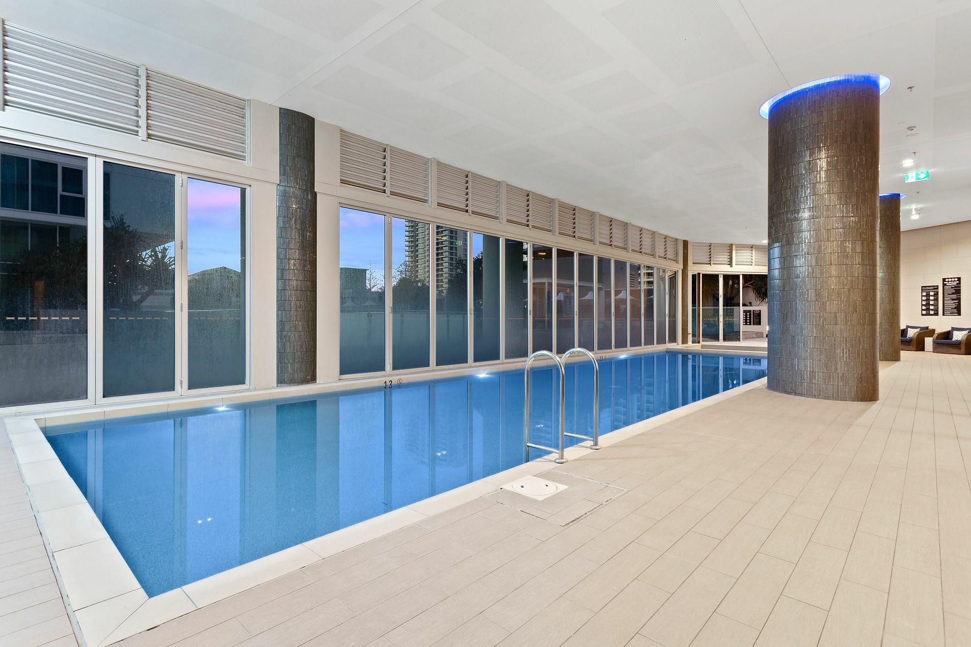 Luxury With Ocean View In Surfers Paradise