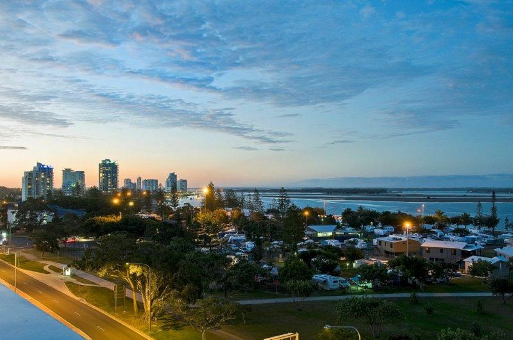 Aparthotel Aqualine On The Broadwater 4*