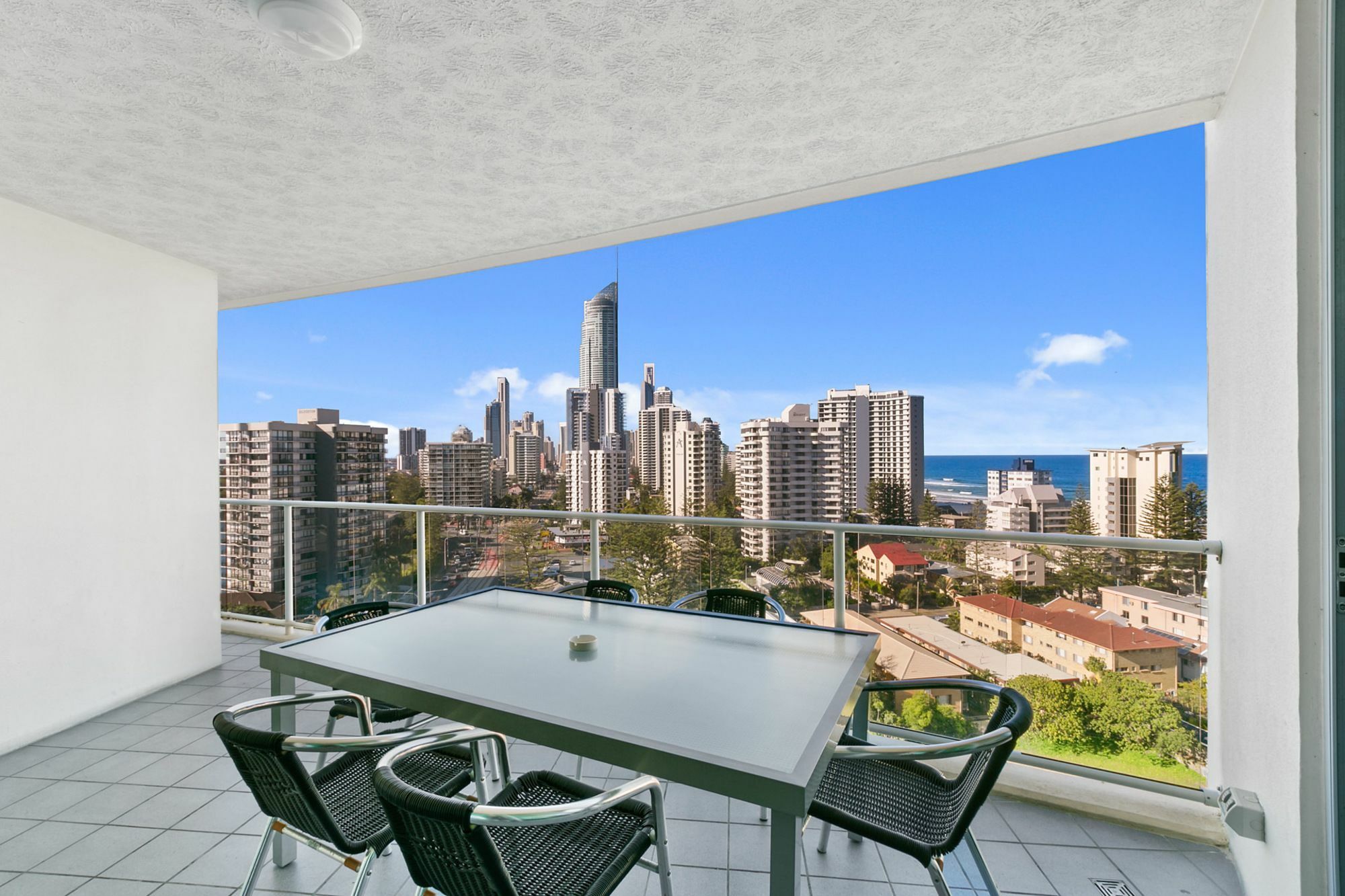 Apartment Wings - Q