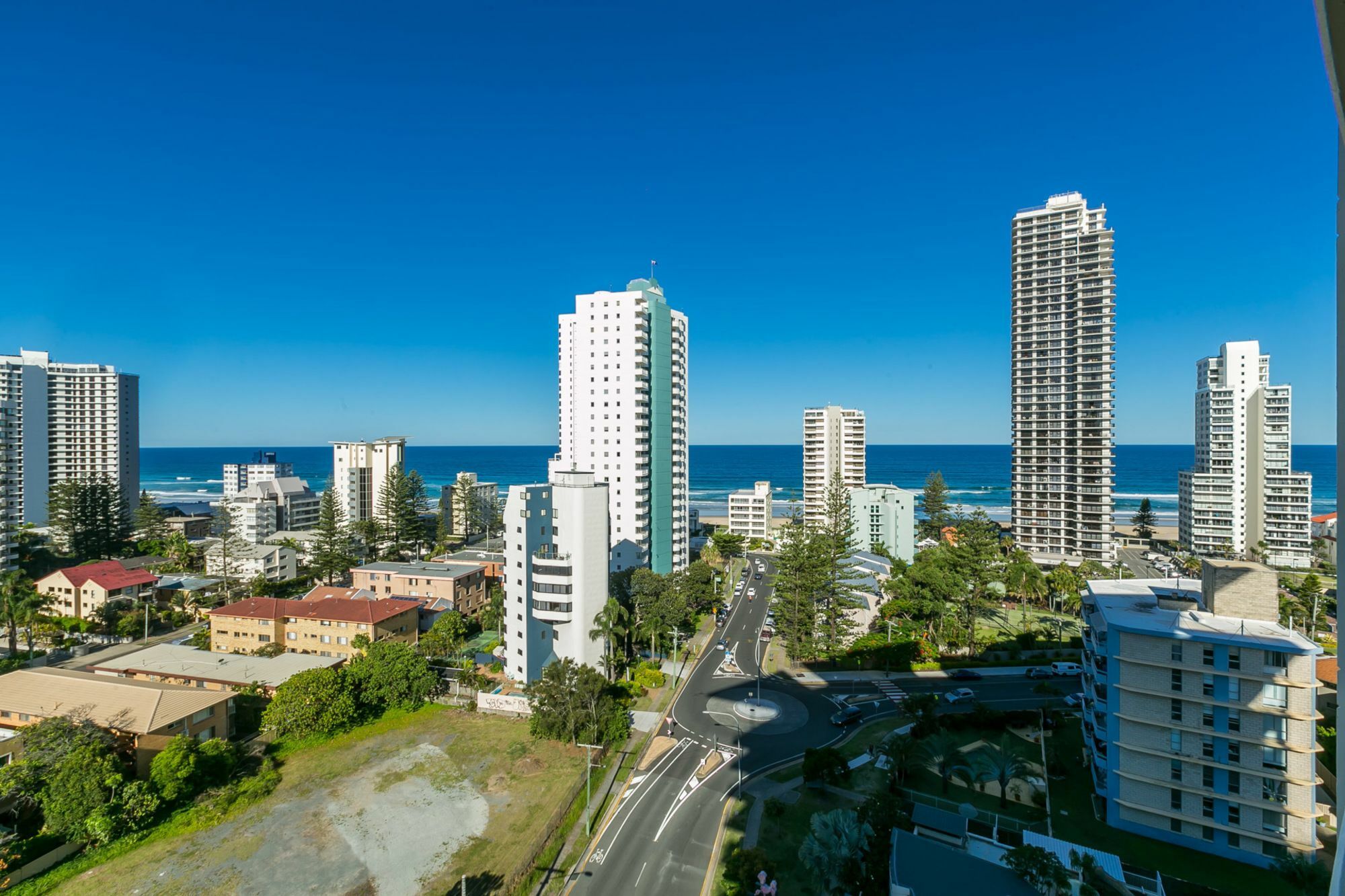 Apartment Wings - Q Gold Coast