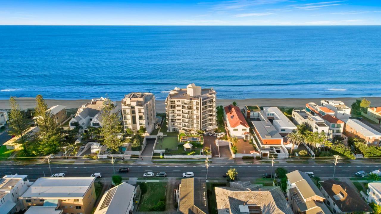Foreshore Beachfront Aparthotel Gold Coast