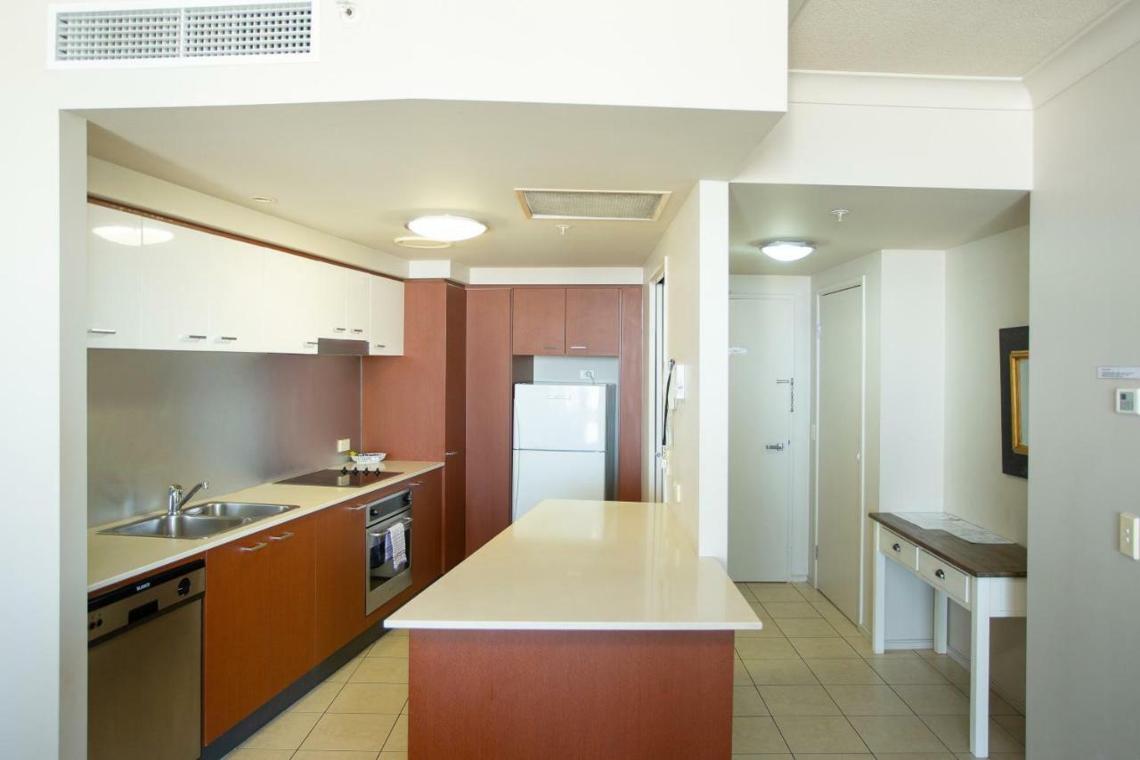 Apartment Chevron Renaissance - Private Gold Coast