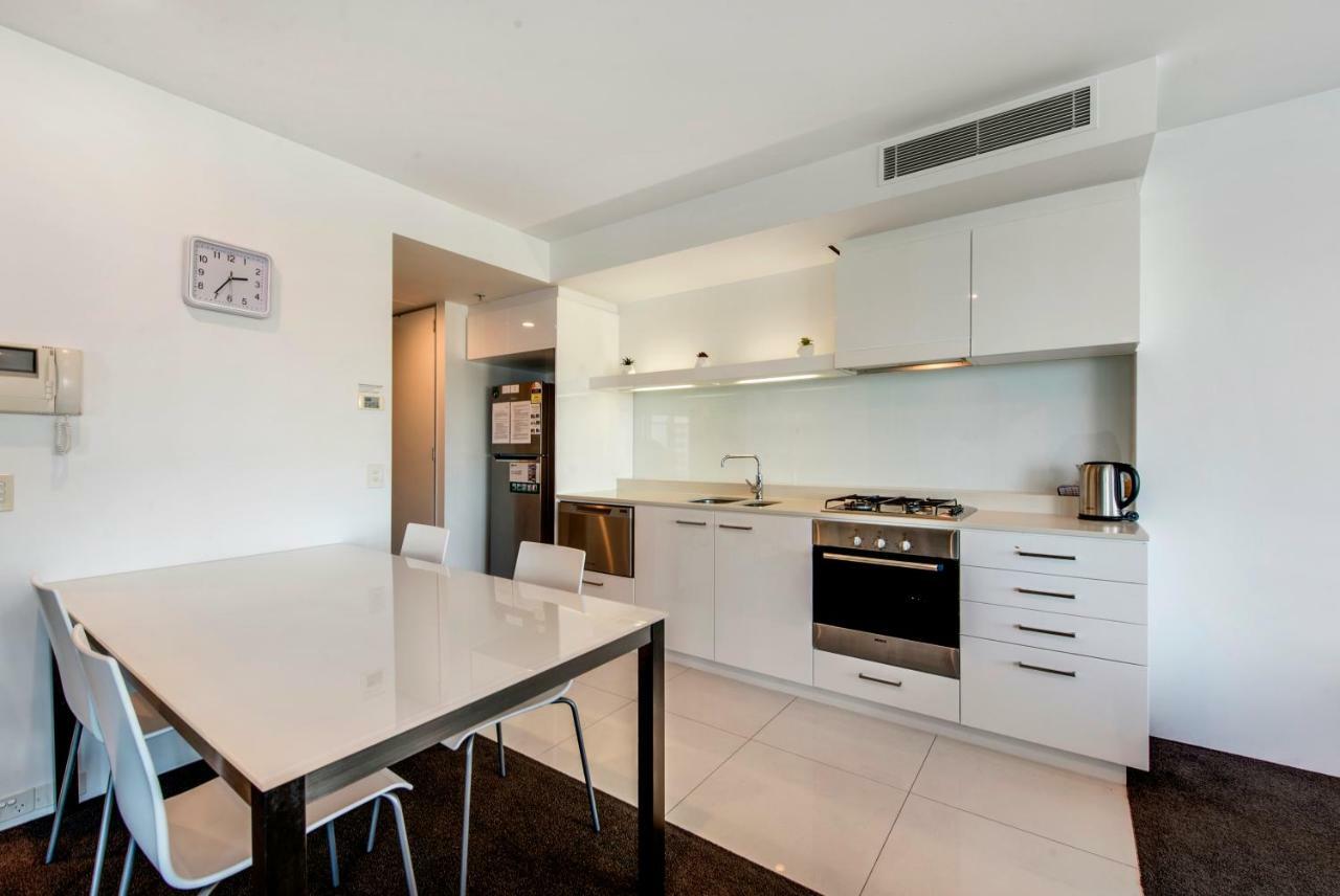 Iconic Q Ocean View Apartment