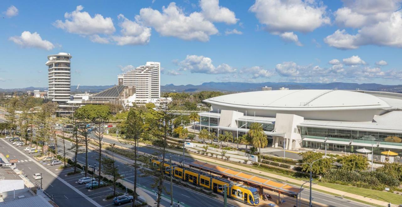 Qube Broadbeach Aparthotel