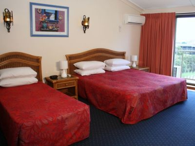 Broadbeach Travel Aparthotel 3*