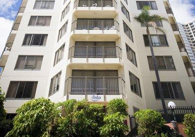 Aloha Hotel 3*