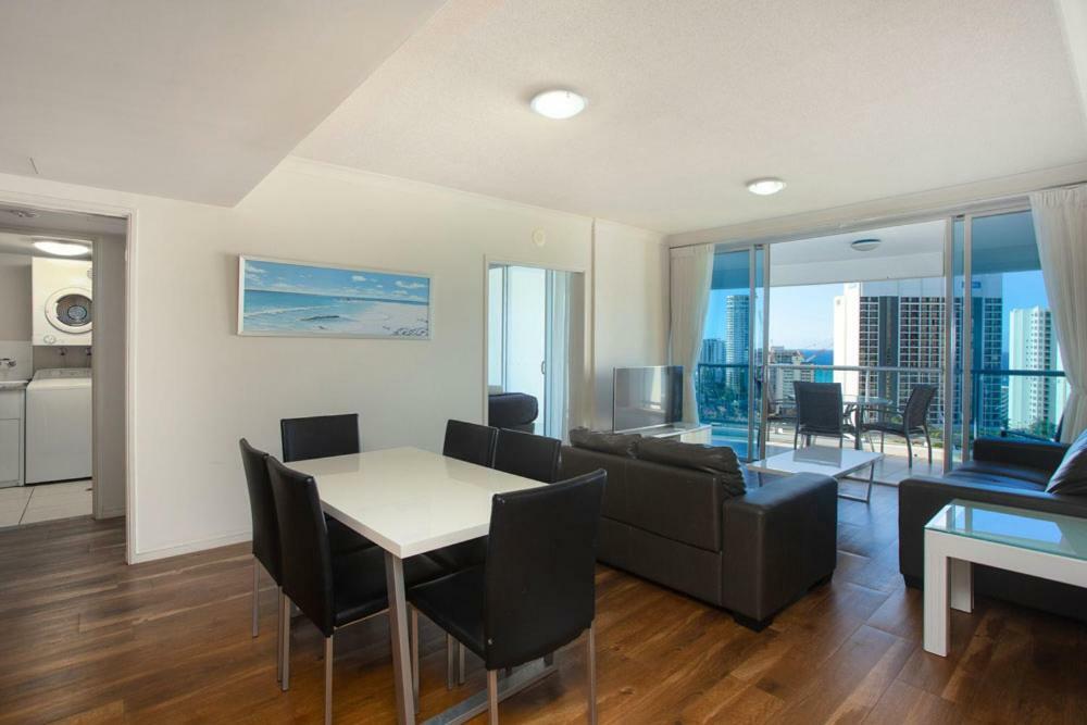 Chevron Renaissance - Private Apartment Gold Coast