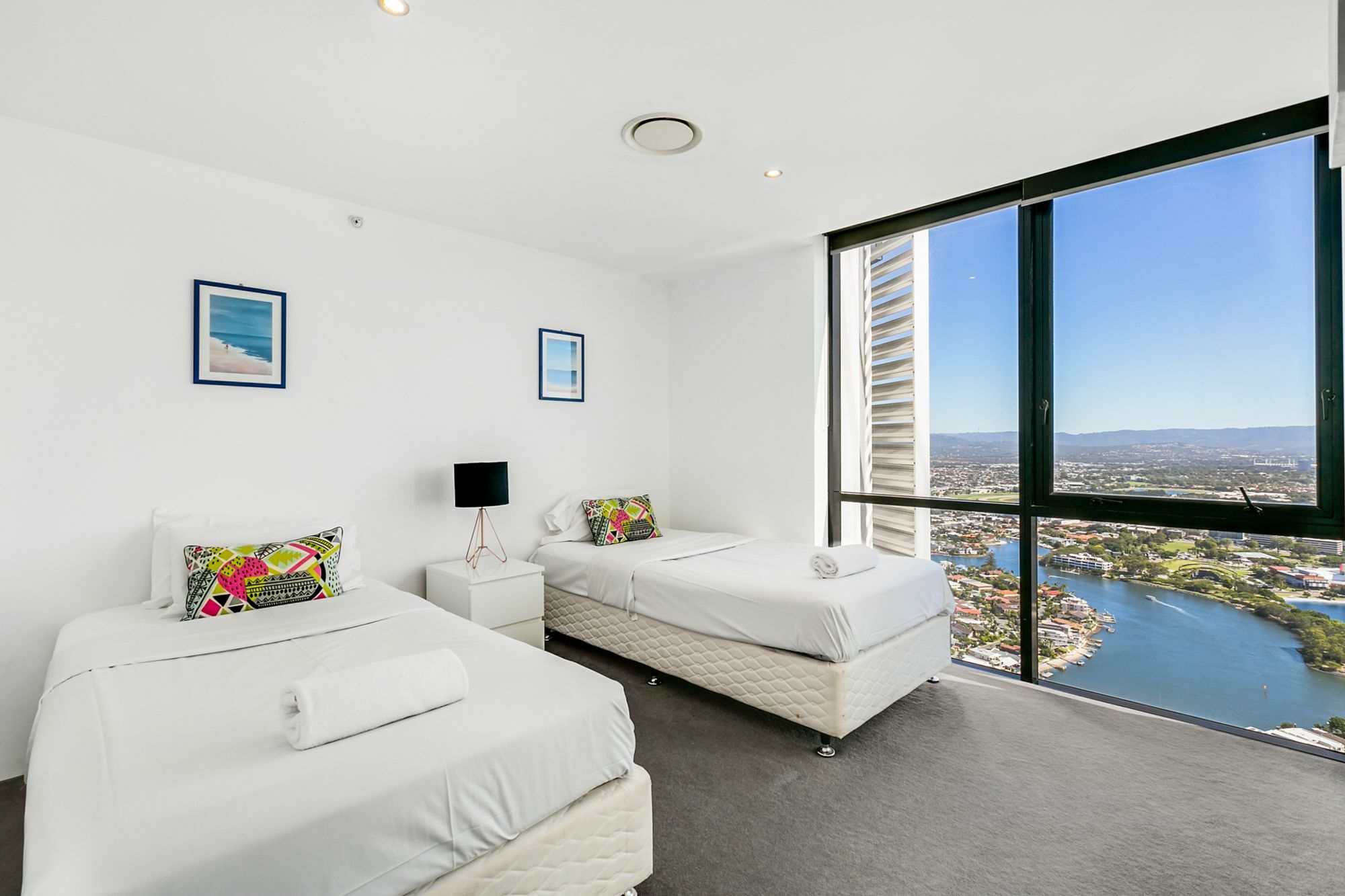 Apartment - Circle On Cavill