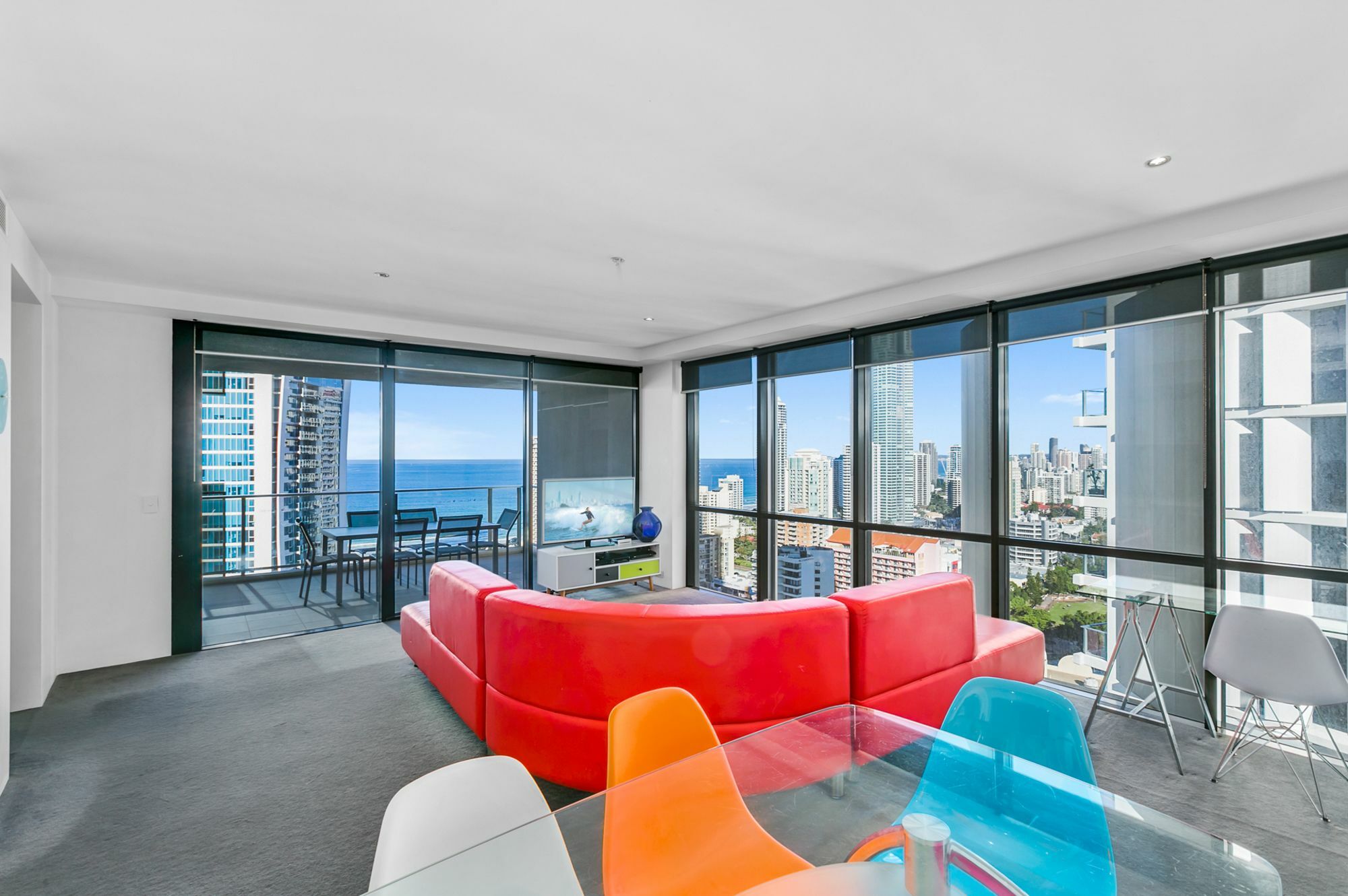 Apartment - Circle On Cavill