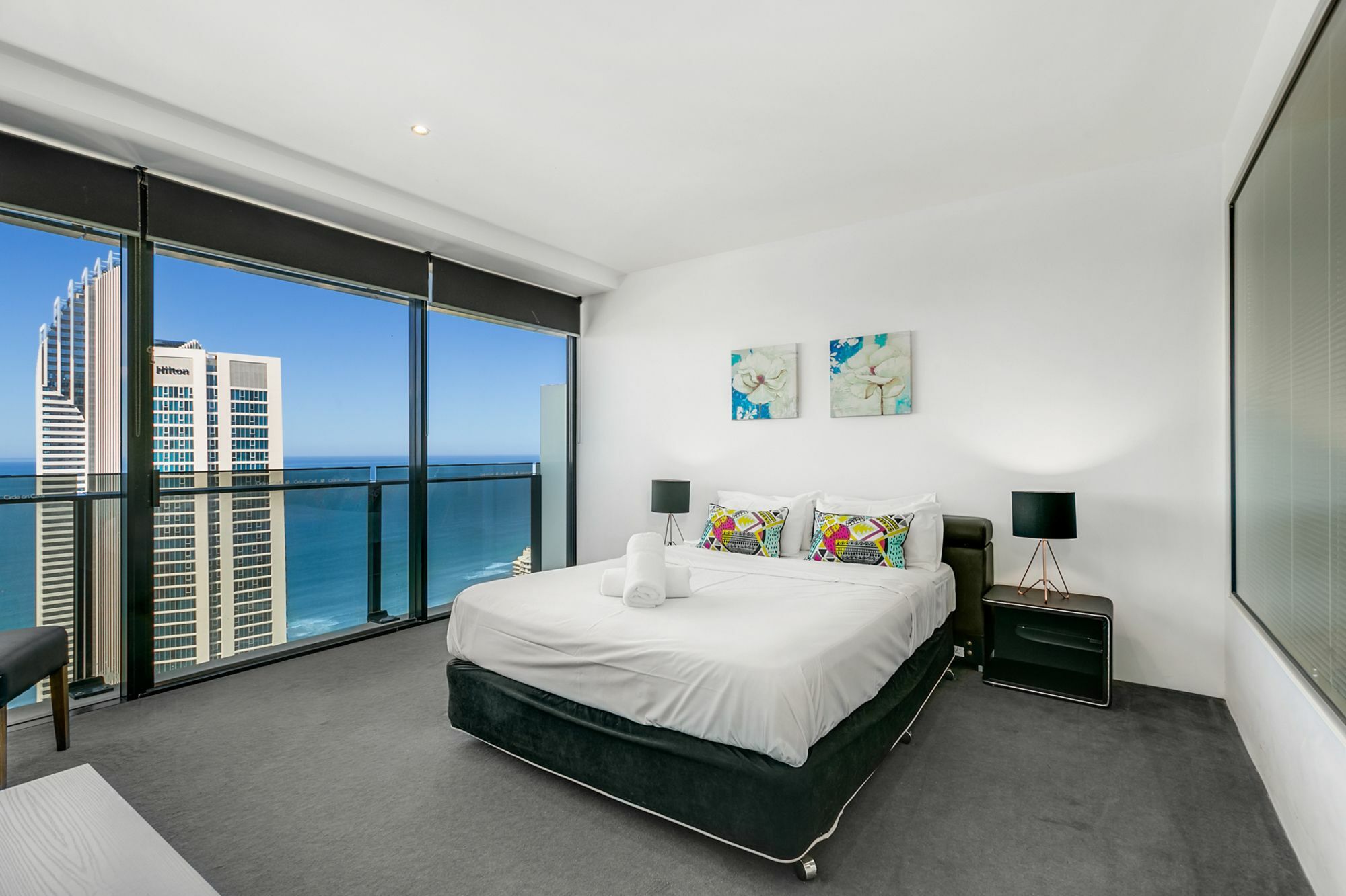 Apartment - Circle On Cavill