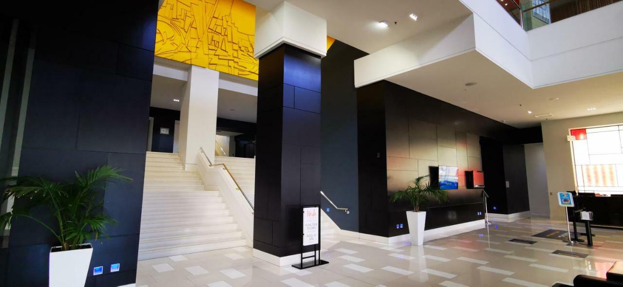 Studio 100 Meters From Beach At Surfers Paradise Hotel *