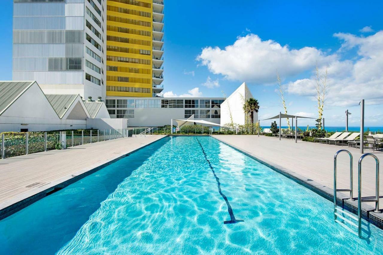 Beachfront On Oasis Centre, Air On Broadbeach 1503 Apartment