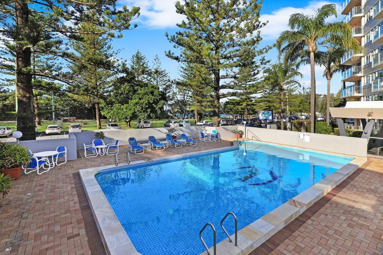 Pacific Regis Beachfront Aparthotel Gold Coast