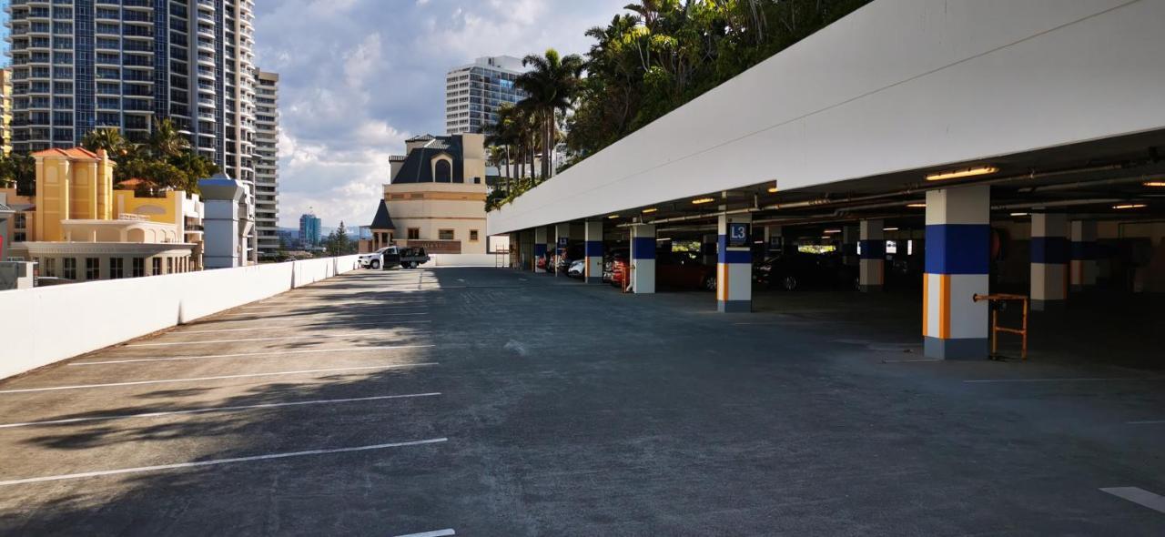 Studio With Ocean View In Mantra At Surfers Paradise L9 Hotel 4*