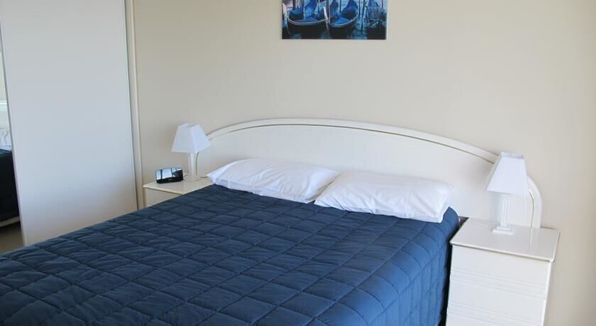 Pacific Regis Beachfront 4*