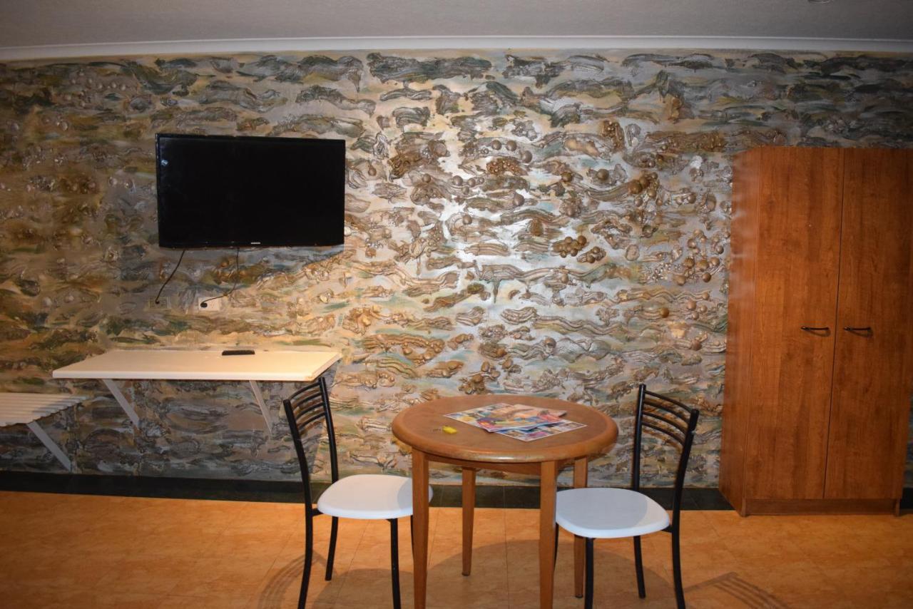 Queenslander Motel 2*
