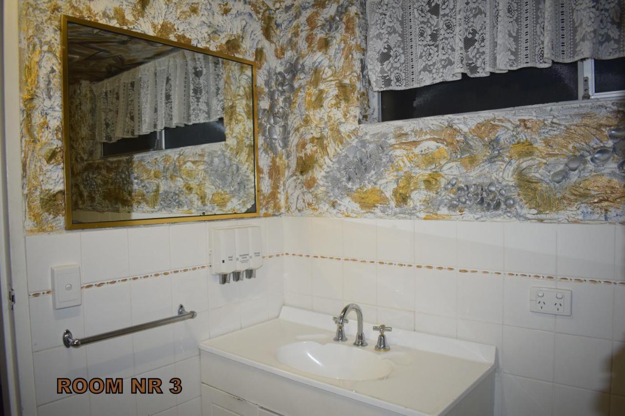 Queenslander Motel 2*