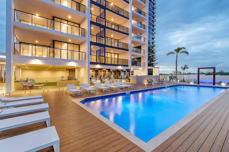 Qube Broadbeach Aparthotel Gold Coast