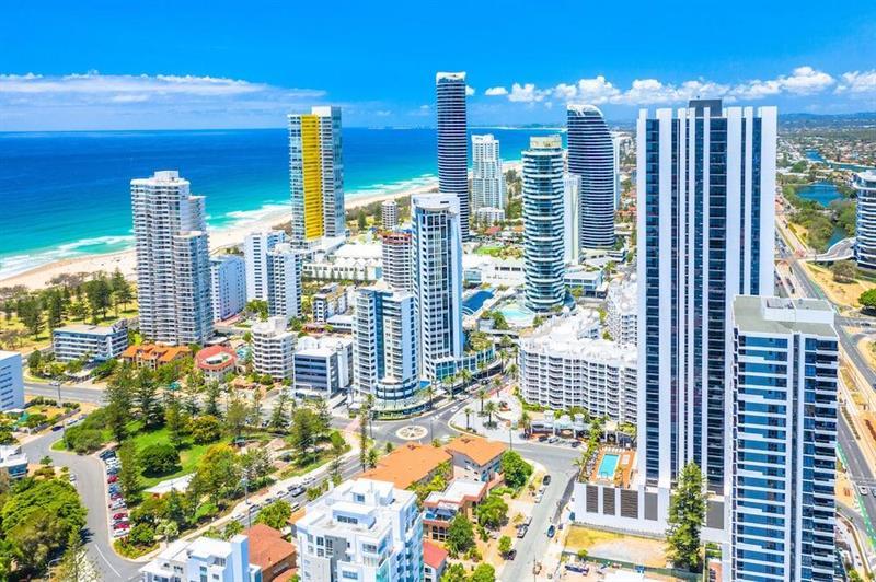 Aparthotel Qube Broadbeach 4*