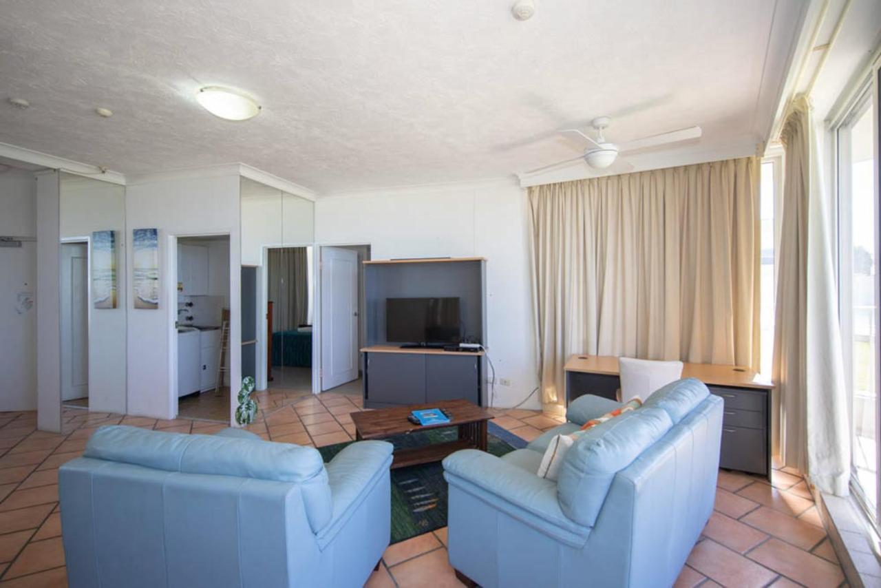 Aparthotel Beachside Tower 4*