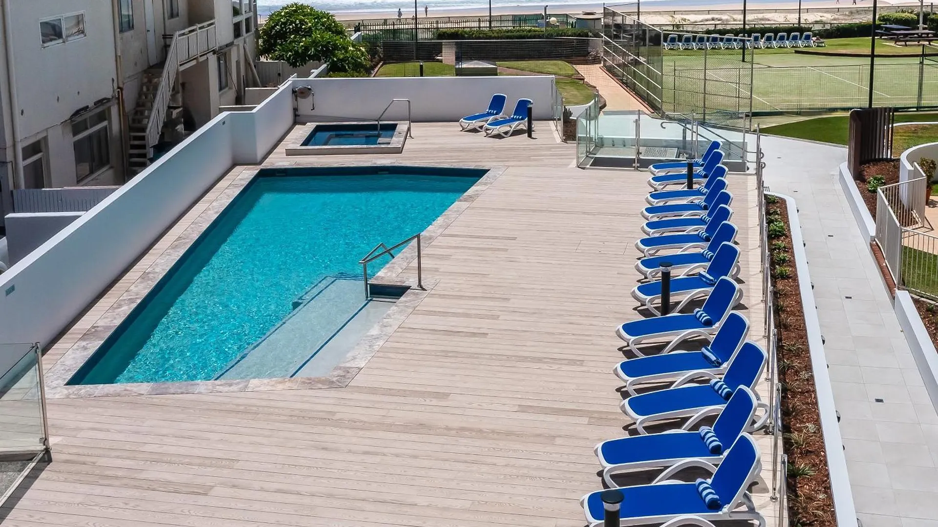 Top Hotels in Surfers Paradise - Your Ultimate Guide
